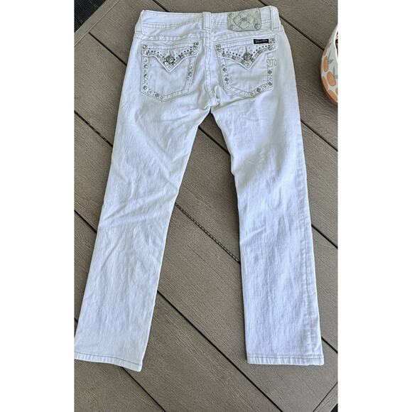 MISS ME BUCKLE y2K Crop white rhinestone studed flap pocket denim jean 25 - Picture 1 of 6